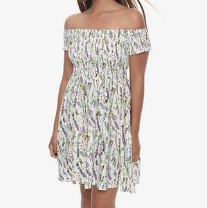 Disney A Bug's Life Botanical Dress S